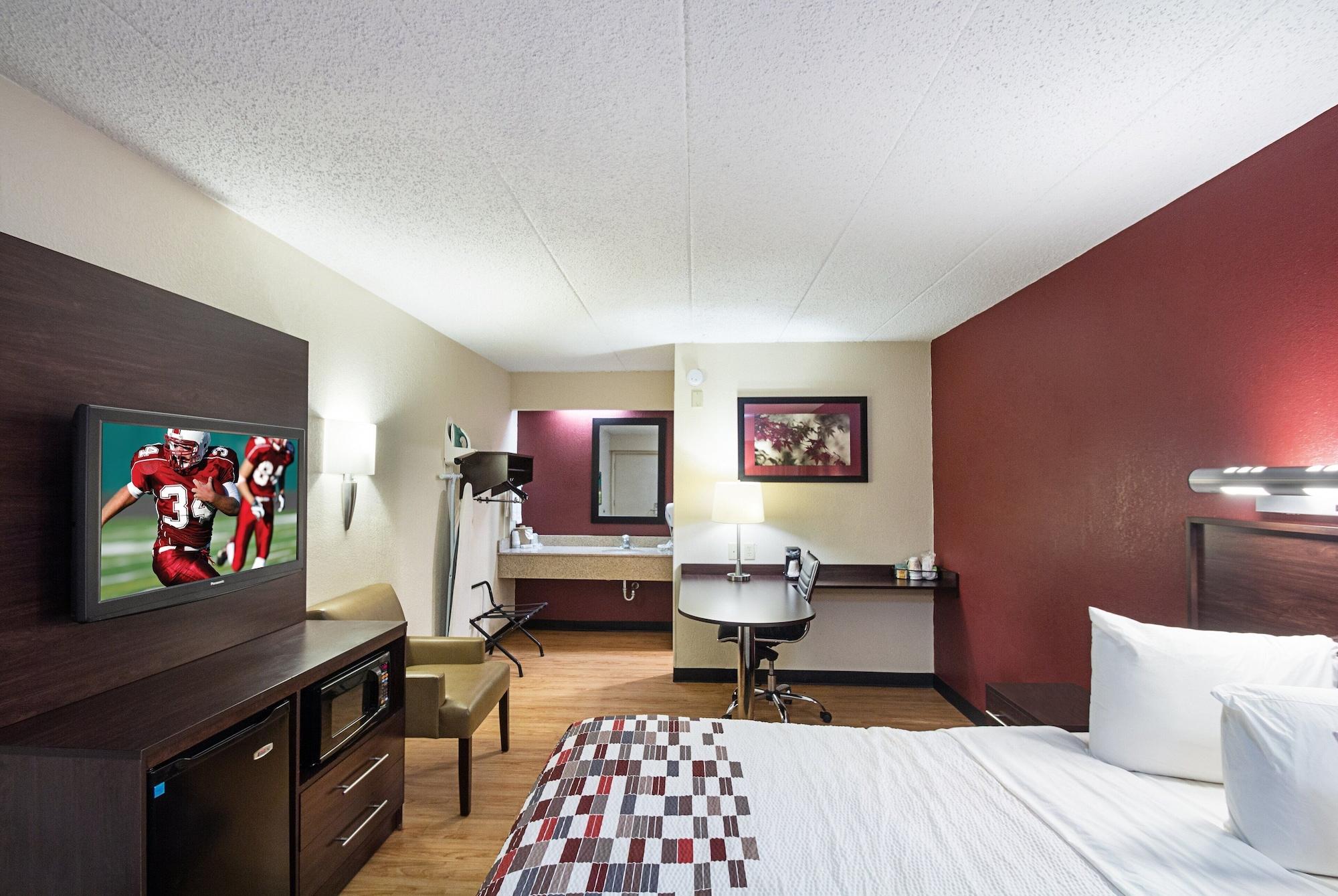 Red Roof Cincinnati East - Beechmont Motel 2*